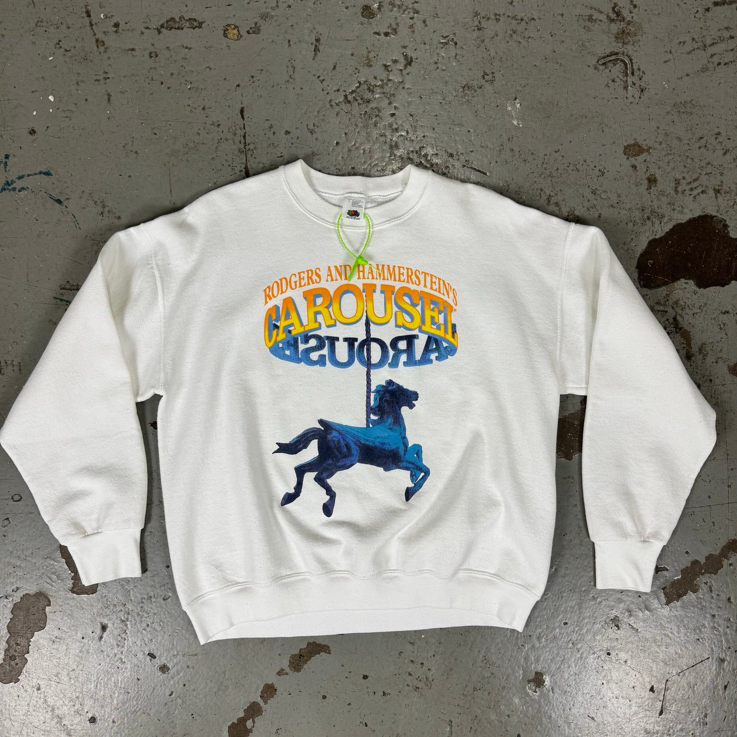 CAROUSEL CREW- L