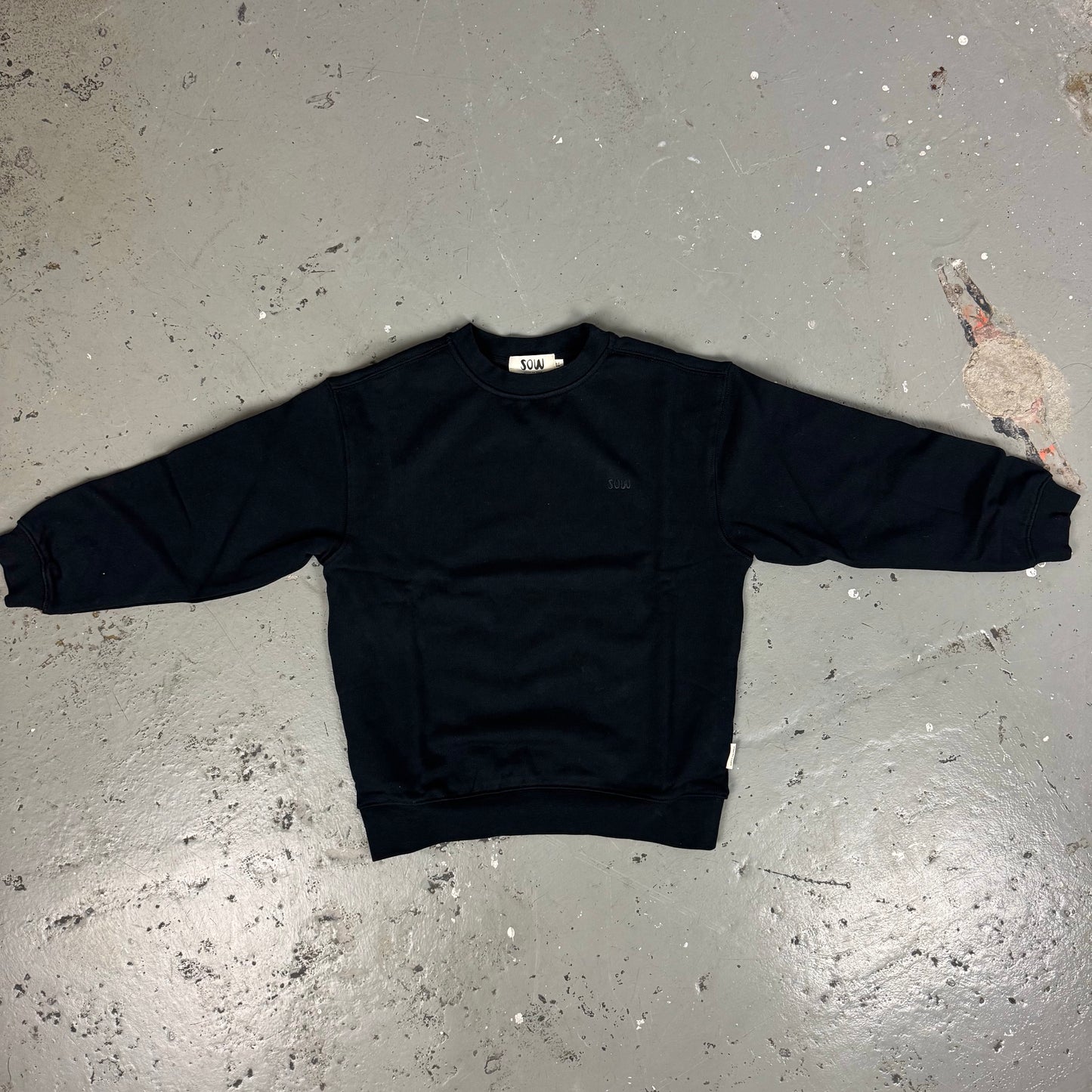 OVERSIZED SWEATSHIRT WITH SOW EMBROIDERY