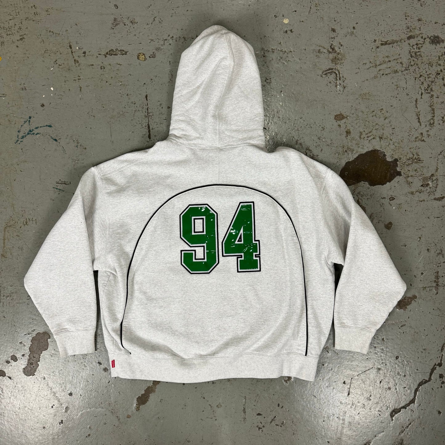 SUPREME GREY HOODIE - L