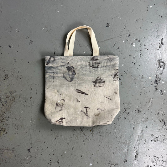 REPURPOSED PAINTER BAG 07