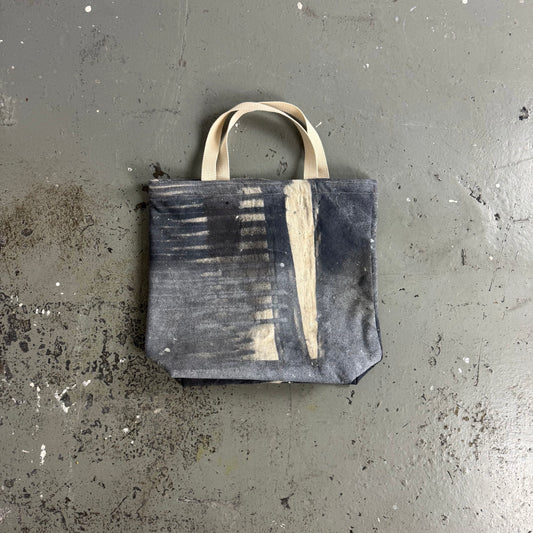 REPURPOSED PAINTER BAG 02