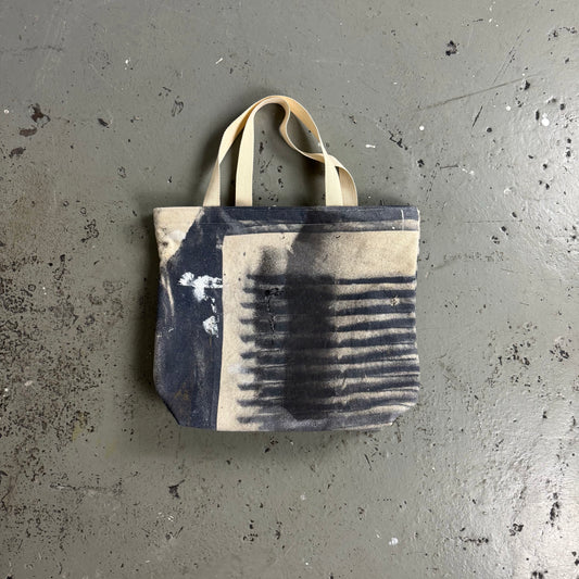 REPURPOSED PAINTER BAG 06