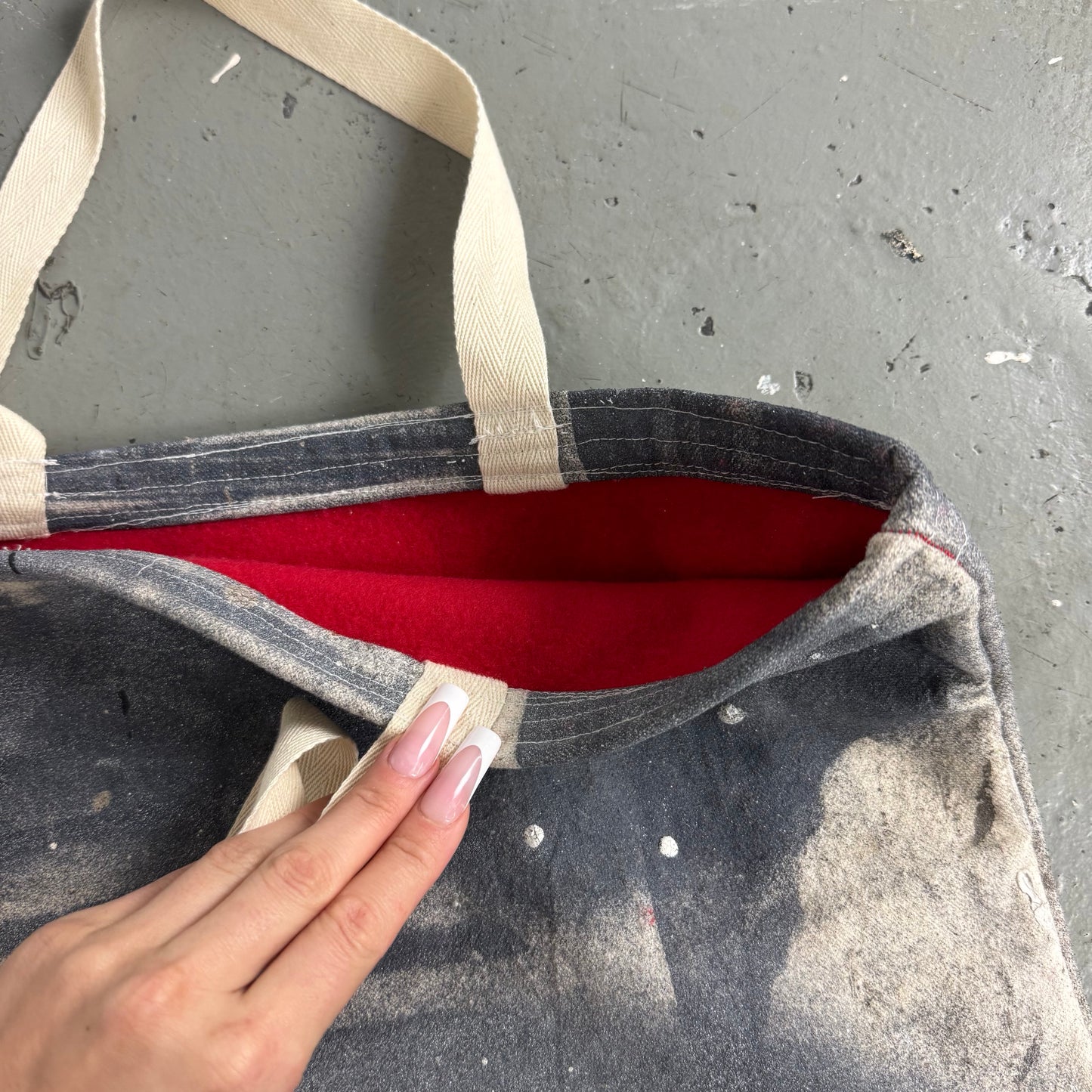 REPURPOSED PAINTER BAG 05